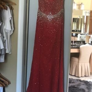 🌟Make Offer🌟 DESIGNER TIFFANY Red Dress